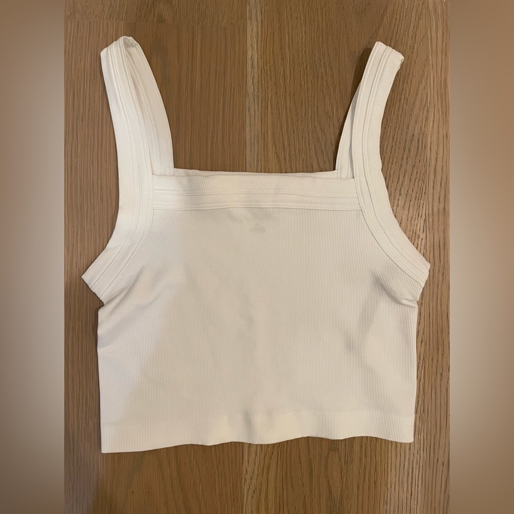 White Out From Under cropped tank - size xs/s